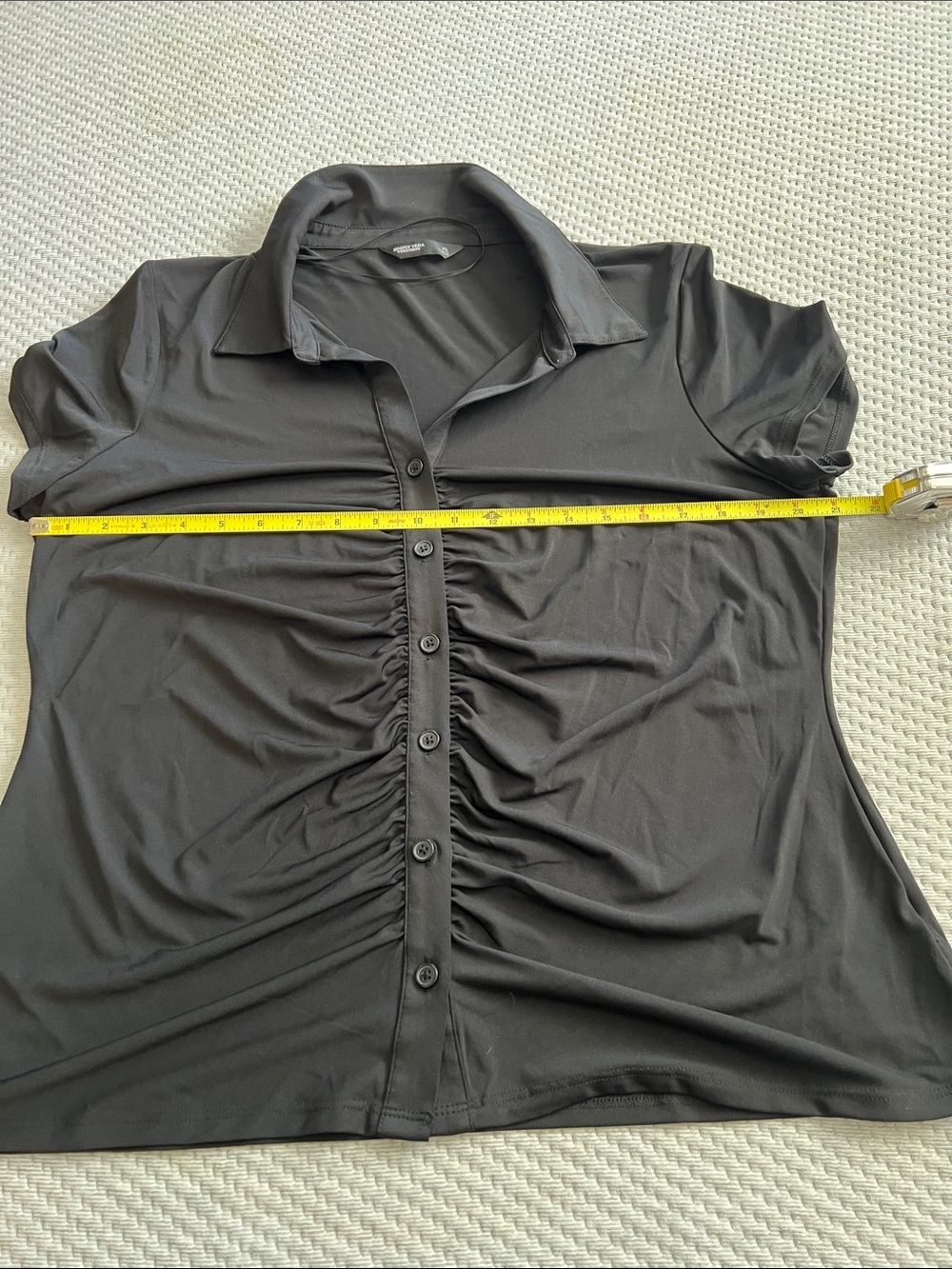 Simply Vera Vera Wang Black Ruched Button-Front Short Sleeve Shirt - Picture 3 of 6